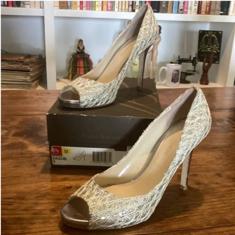 Enzo angiolini  shoe size 8''1/2''